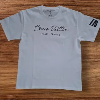 Camiseta estampado llamativo no original