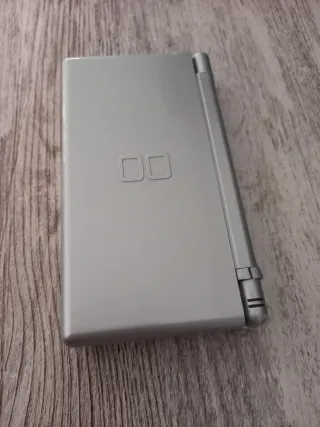 Nintendo DS lite argento
