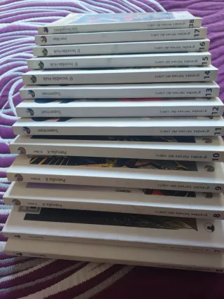13 tomos.Grandes héroes del cómic