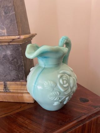 Bottiglietta vetro opalino Avon floreale