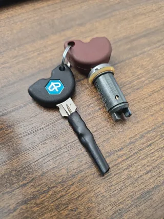Cerradura Piaggio Liberty 125 usada