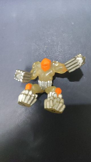 Gormiti Mythos Popolo Luce Prism