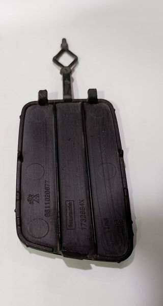 Tapa enganche Peugeot 3008