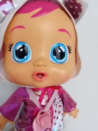 Bambola Cry Babies Coney con cappuccio