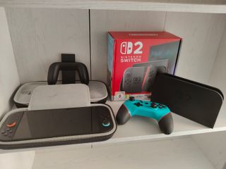 Nintendo Switch 2 Negra con Mando