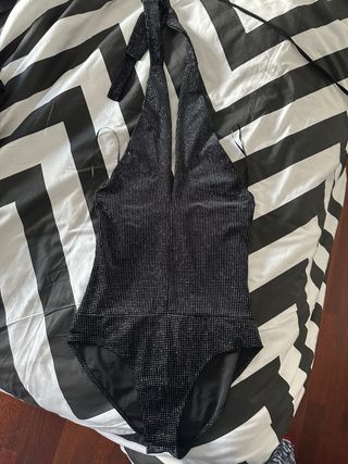 Body Mango Brillante Negro y Plateado