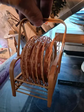 Porta sottobicchieri in bambù intrecciato