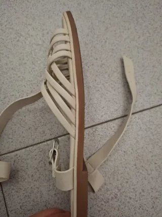 Sandalias Zara Beige Niña