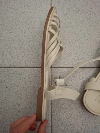 Sandalias Zara Beige Niña