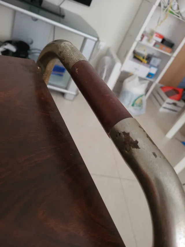 Estantería con ruedas