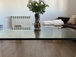 Tavolo da centro in vetro e marmo