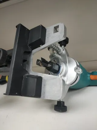 Fresadora Virutex FP114