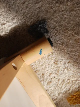 Mueble IKEA EKET con patas de madera