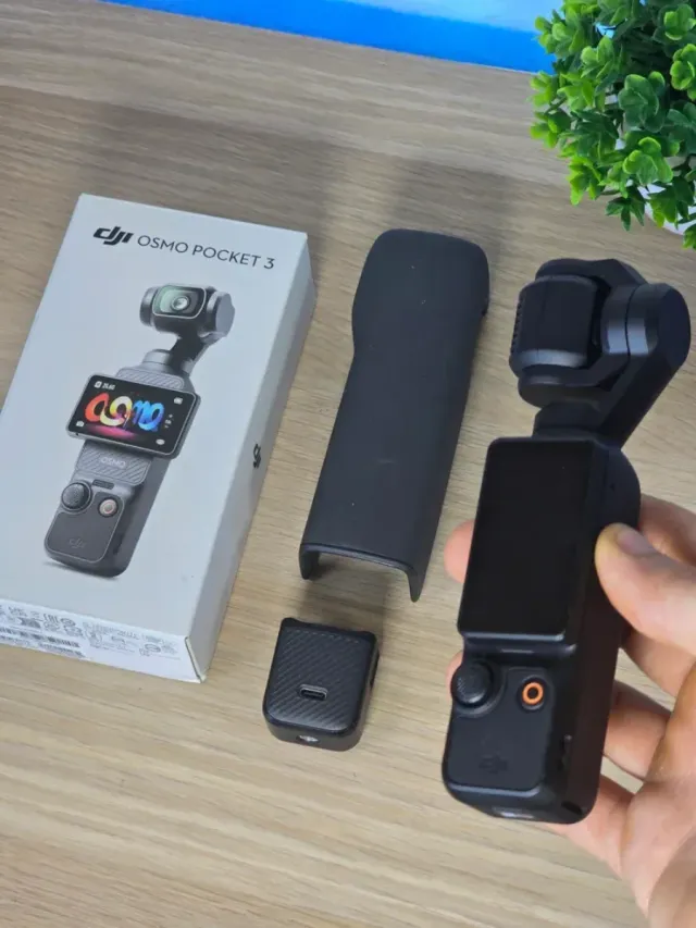DJI Osmo Pocket 3
