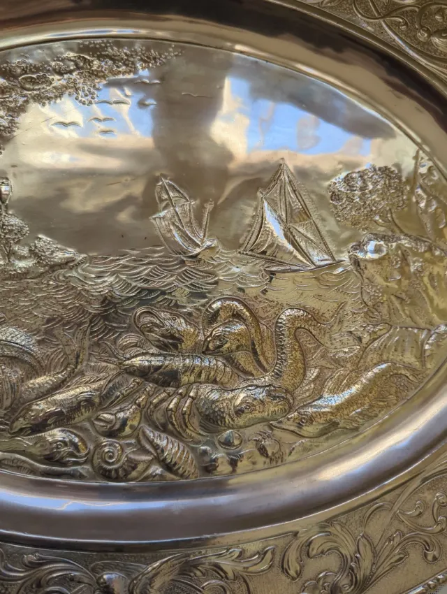 2 Platos Decorativos Metal Plateados