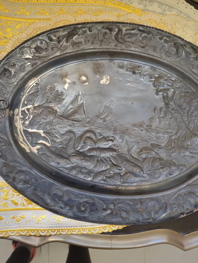 2 Platos Decorativos Metal Plateados