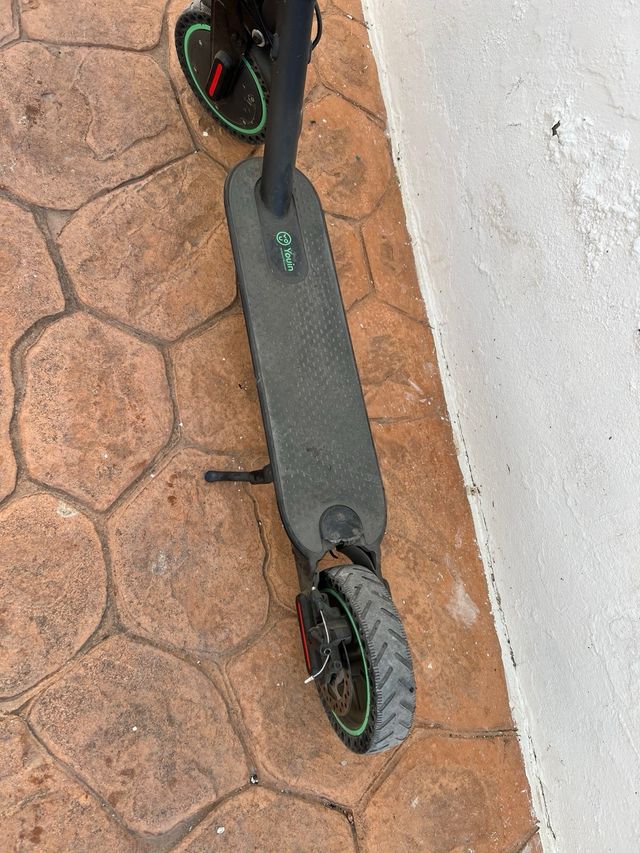 Patinete Eléctrico Negro