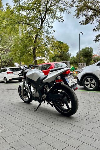 Daelim Roadwin 125cc FI Moto