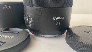 Canon RF 85mm f2.0 Macro IS STM