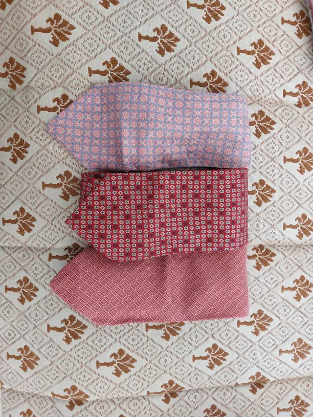 3 Corbatas como nuevas
