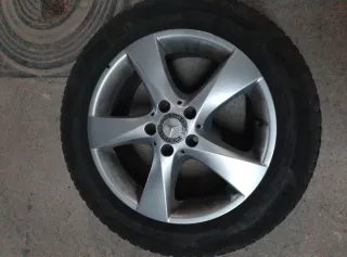 Llantas originales Mercedes 17" + Cub. Invierno
