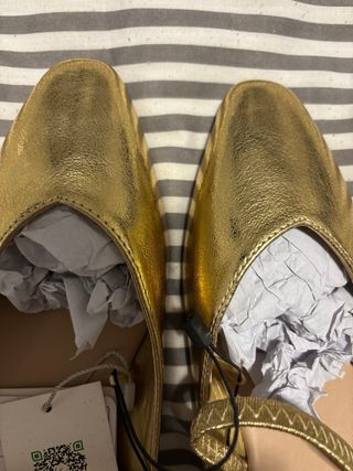 Merceditas doradas Sfera Talla 38