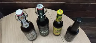 Bottiglie per collezione, lotto di 4 unità