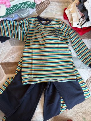 Conjunto chándal 2 camisetas y 2 pantalones