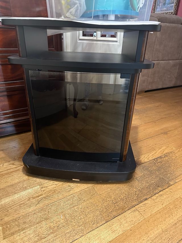 Mesa TV con rueda y giratora