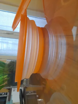 Contenitori salvaspazio in plastica