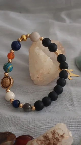 Pulsera Signo Aries Piedra Negra y Dorada
