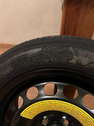 Llanta de acero 16 con cubierta