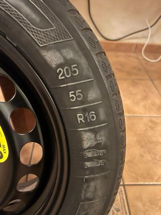 Llanta de acero 16 con cubierta