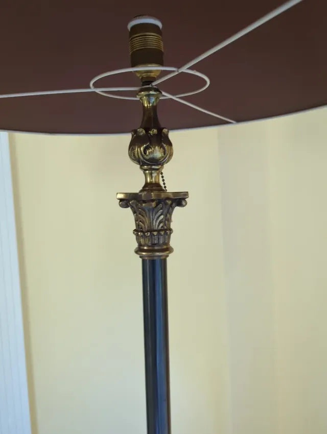 Lámpara de pie elegante