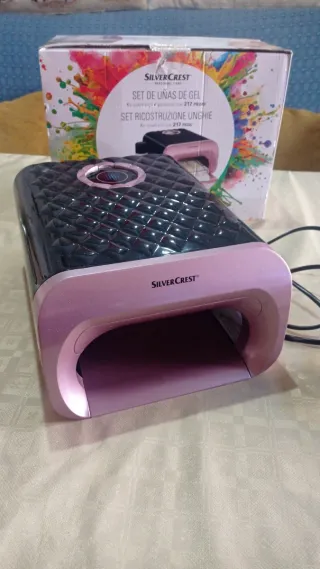 Lámpara UV Silver Crest Negra y Rosa