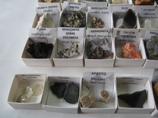Collezione 54 Minerali