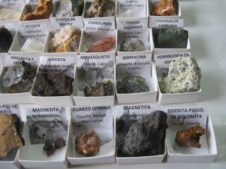 Collezione 54 Minerali