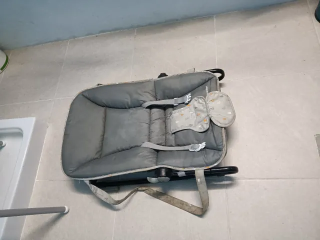 Sillas infantiles y mecedoras para bebés