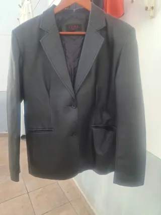 Chaqueta de cuero T 3XL. Medidas en descripción