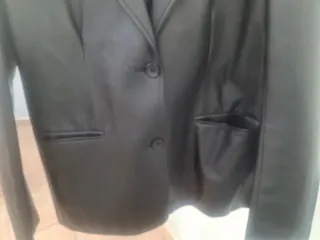 Chaqueta de cuero T 3XL. Medidas en descripción