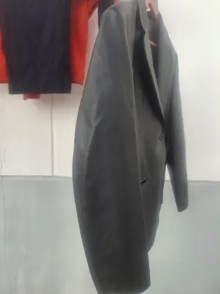 Chaqueta de cuero T 3XL. Medidas en descripción