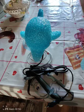 Lampada delfino blu