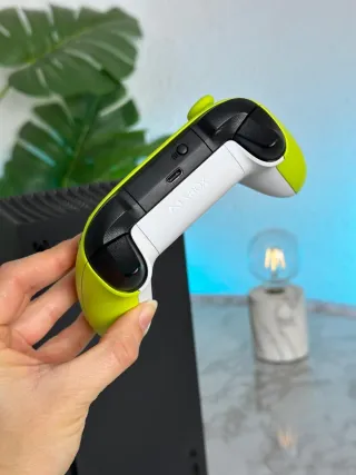 Xbox Series X 1TB + Mando