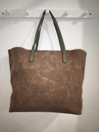 Conjunto bolso y neceseres