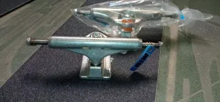 Ejes Independent 5'9 " Mid Skate board