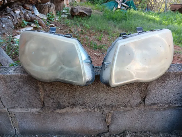 Faros Delanteros Voyager