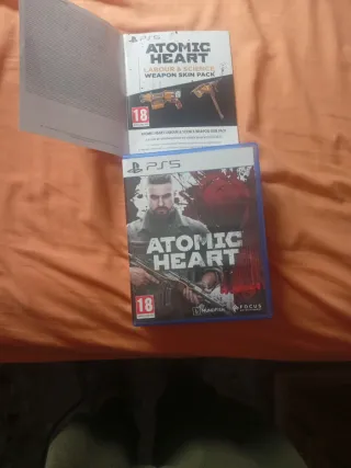 Atomic Heart PS5 Juego + DLC Skin Pack