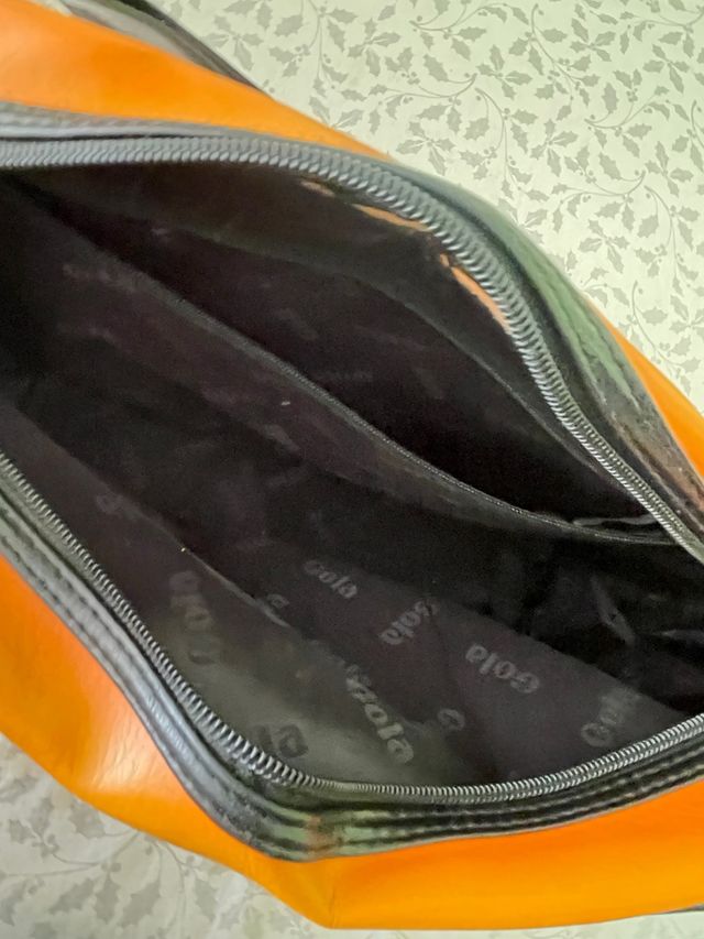 Bolsa Gola Naranja y Negra