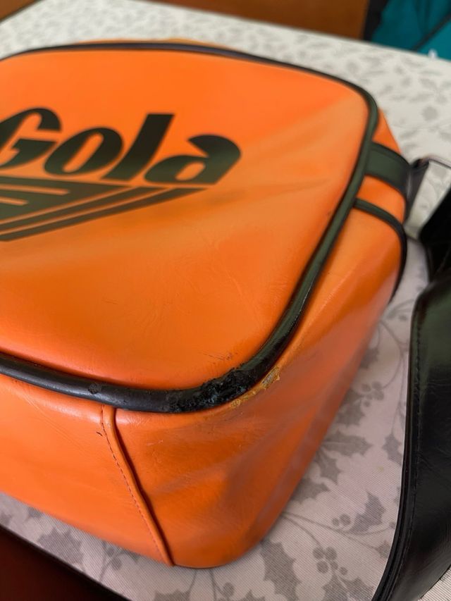 Bolsa Gola Naranja y Negra