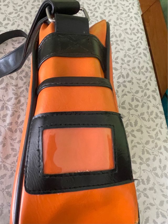 Bolsa Gola Naranja y Negra